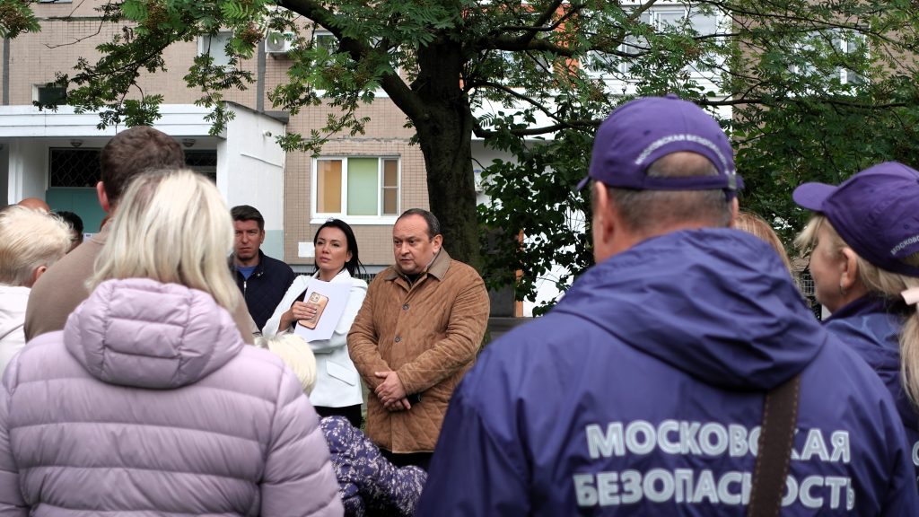 Встреча главы управы с населением